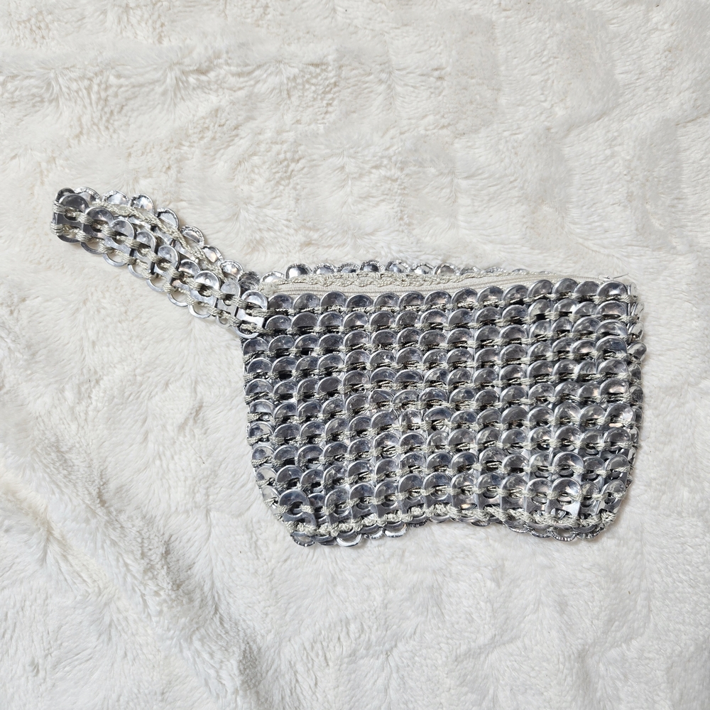Handmade | Wristlet Clutch - Picture 2 of 4
